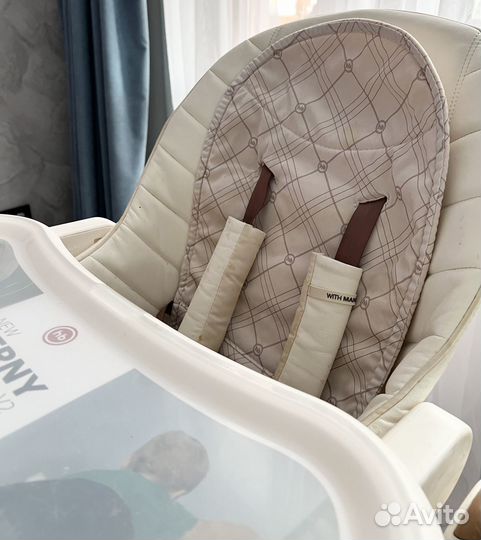 Стульчик для кормления Happy baby berny v2