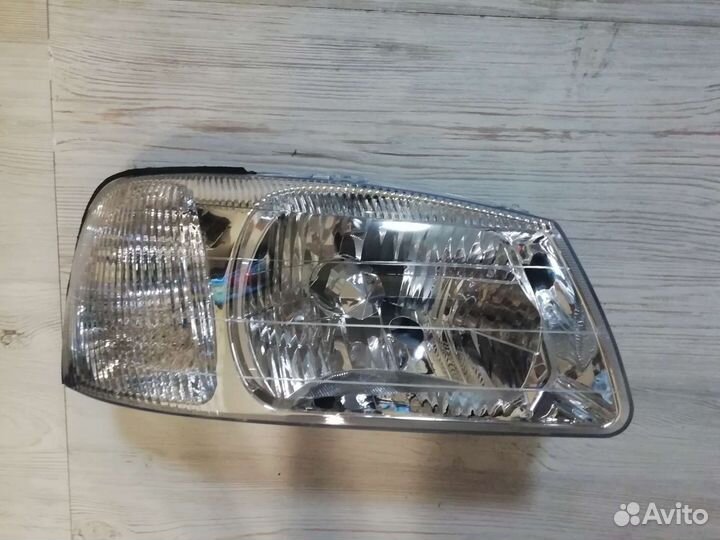 Фары Hyundai accent