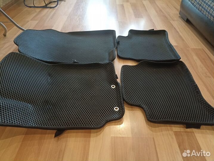 Эва коврики на hyundai solaris с бортами б.у