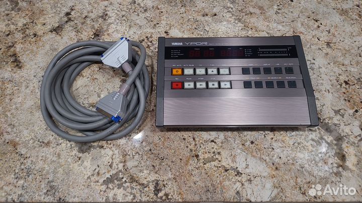CD Рекордер Yamaha ypdr 601 - HHB CDR-850
