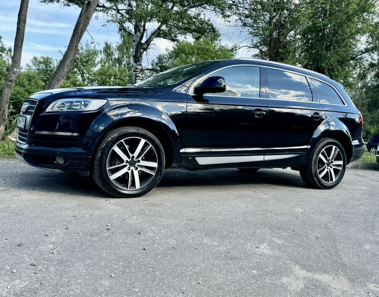 Audi Q7: фото владельца
