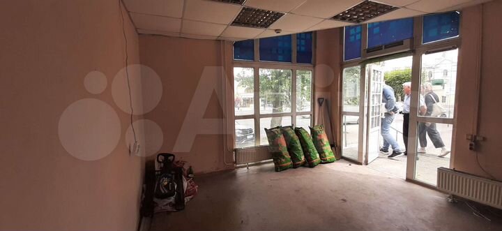Торговая площадь, 281 м²