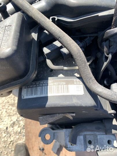 Двигатель Volkswagen Golf 1J1 AZJ