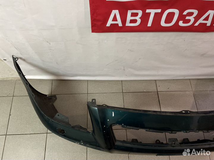 Toyota Avensis 2 T25 2003-2006 бампер передний