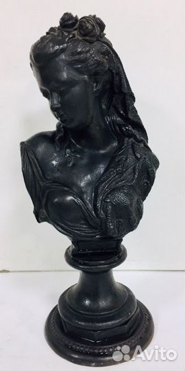 Бюст. Весна. Касли. Чугун 1996 год