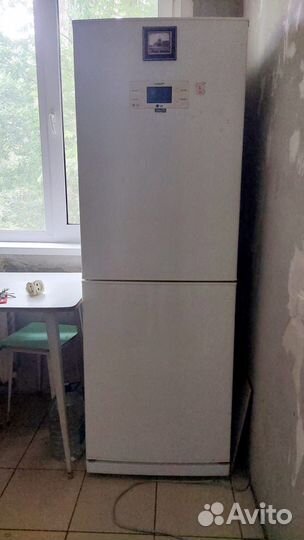 Холодильник LG
