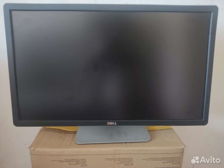 Монитор Dell 24 дюйма