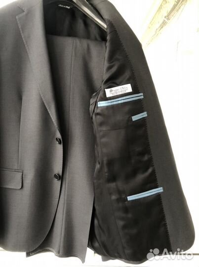 Костюм для стройного парня