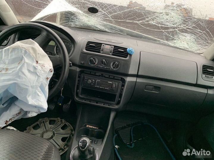 Торпедо Skoda Fabia 2 2010