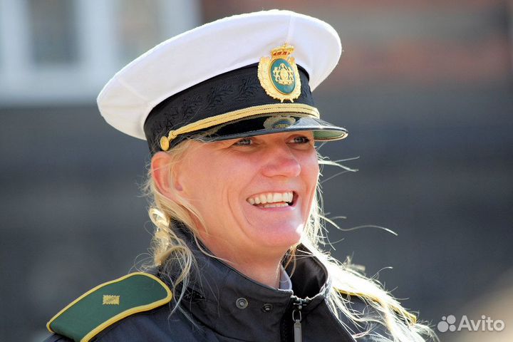 Кокарда на фуражку полиции Дании