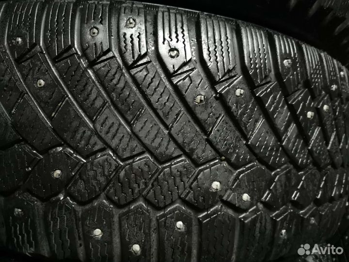 Continental ContiIceContact 215/55 R16 97T