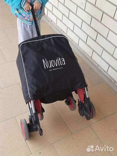 Прогулочная коляска