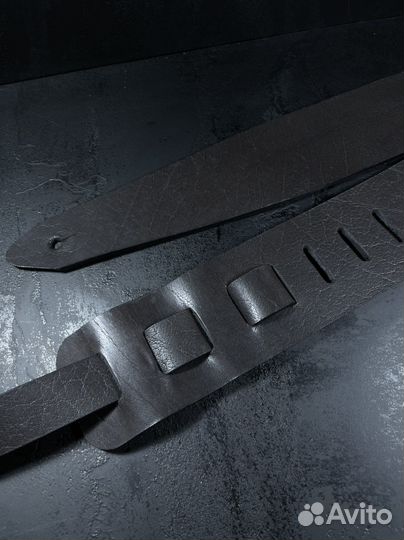 Кожаный ремень для гитары