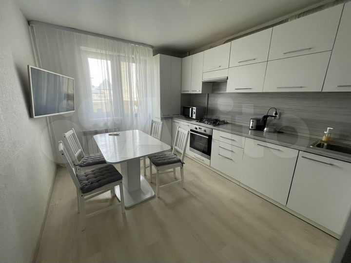 3-к. квартира, 79,5 м², 3/9 эт.