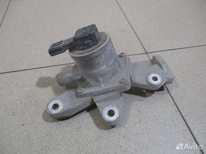 Клапан рециркуляции Toyota Land Cruiser 200