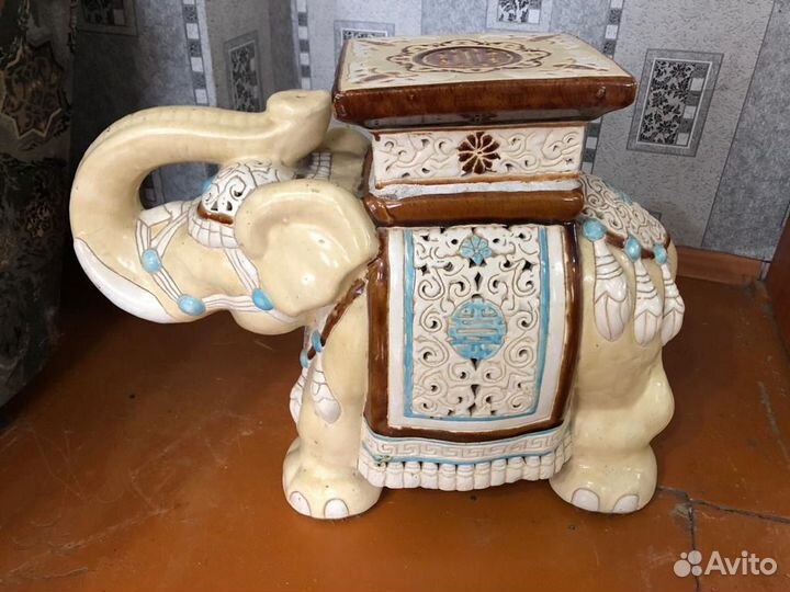 Подставка, фигуры интерьерные