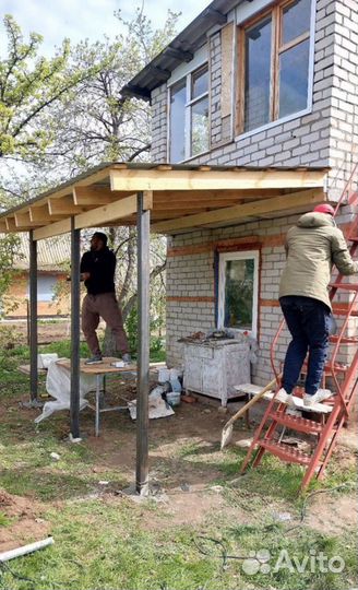 Бригада строителей