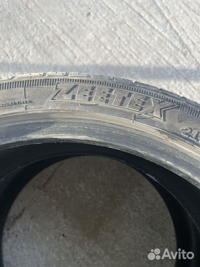 Zeetex HP2000 VFM 215/40 R18 89W