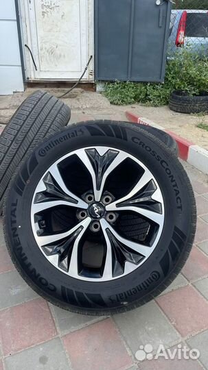 Continental ContiCrossContact RX 235/60 R18