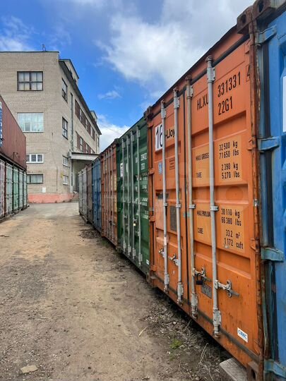 Сухой морской контейнер под склад