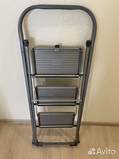 Лестница стремянка