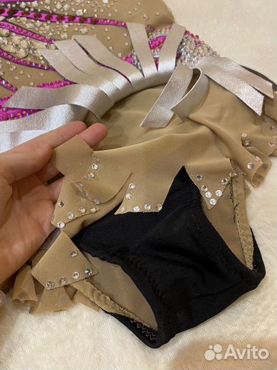 Купальник для художественной гимнастки