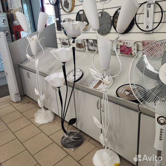 Торшер напольный