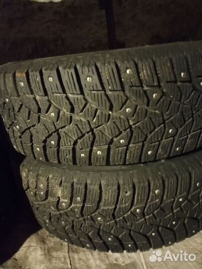 Bridgestone Blizzak Spike-02 185/60 R14