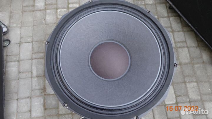 Sound Industry SW-18 -профессиональный субвуфер