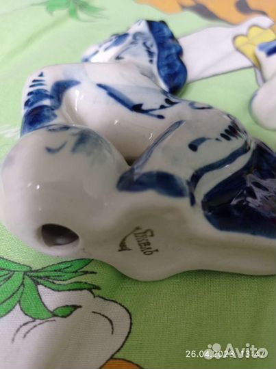 Статуэтки фарфоровые фигуры гжель лошади и тигр