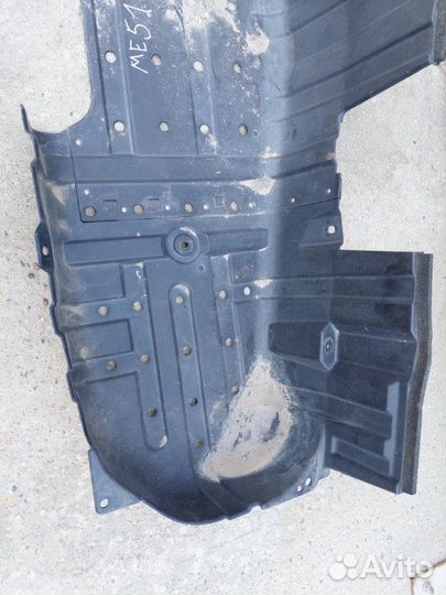 Защита топливного бака Nissan Elgrand ME51 VQ25DE