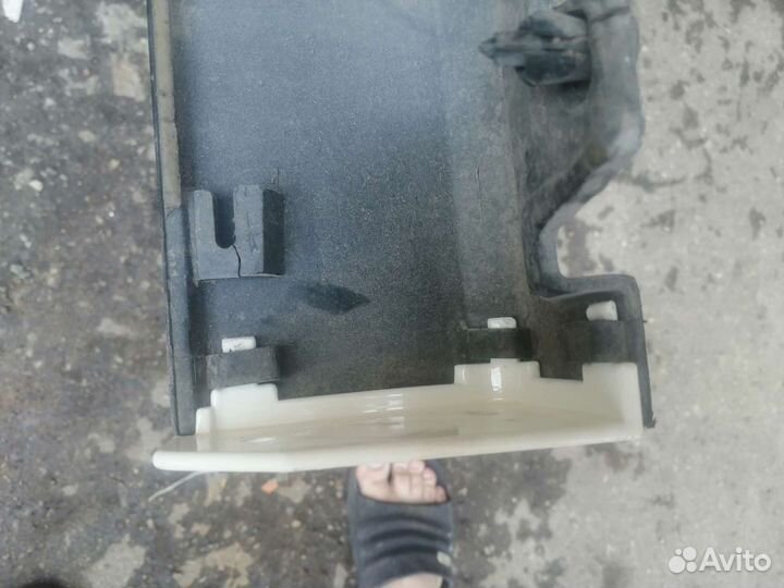 Заглушки порогов Nissan Avenir