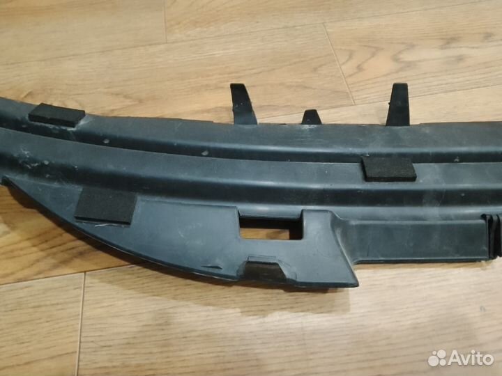 Решетка радиатора peugeot 308