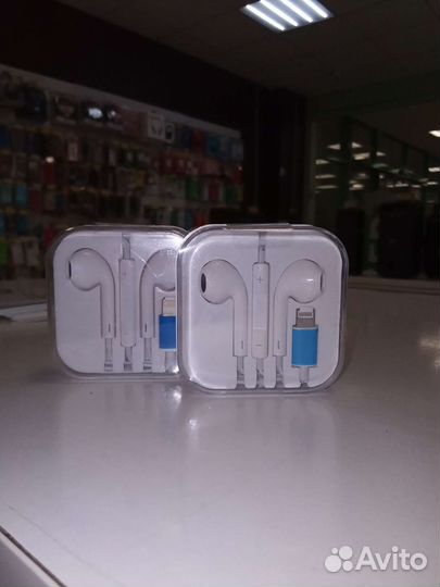 Наушники Earpods Lighting OEF