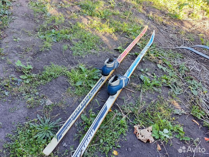 Лыжи беговые советские и ботинки