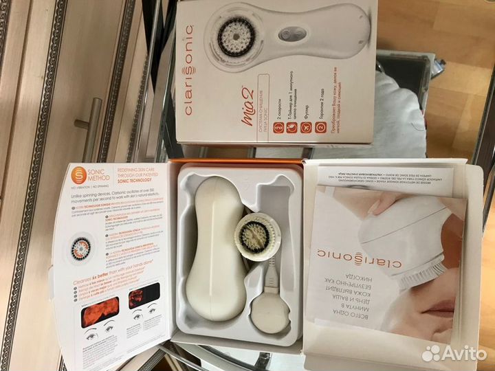 Clarisonic аппарат для ухода за кожей