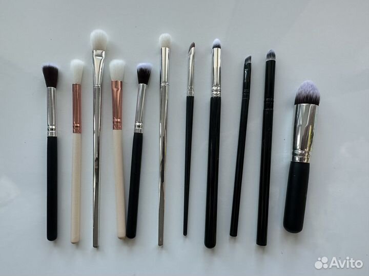 Кисти для макияжа