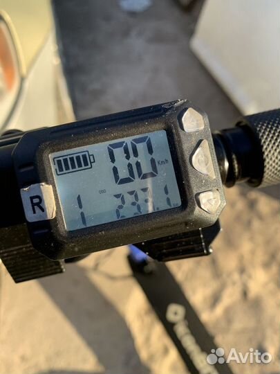 Электросамокат iconbit