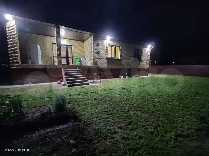 Дом 167,6 м² на участке 8 сот.