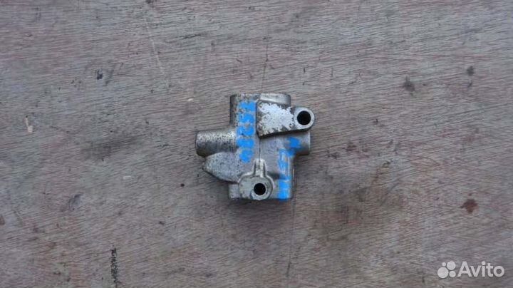 Распределитель тормозных усилий Toyota Allex