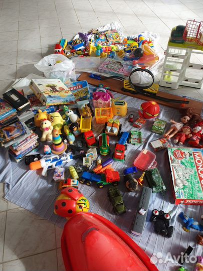 Игрушки
