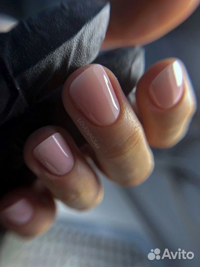 Маникюр и педикюр