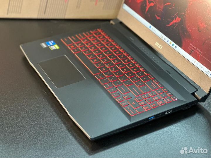 Игровой ноутбук msi rtx 3060 i5-12450H ssd 512 ips
