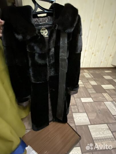 Шубы. Куртки, пальто