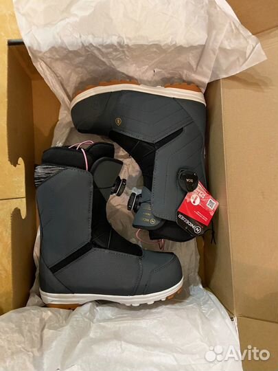 Сноубордические ботинки nidecker trinity 35 р