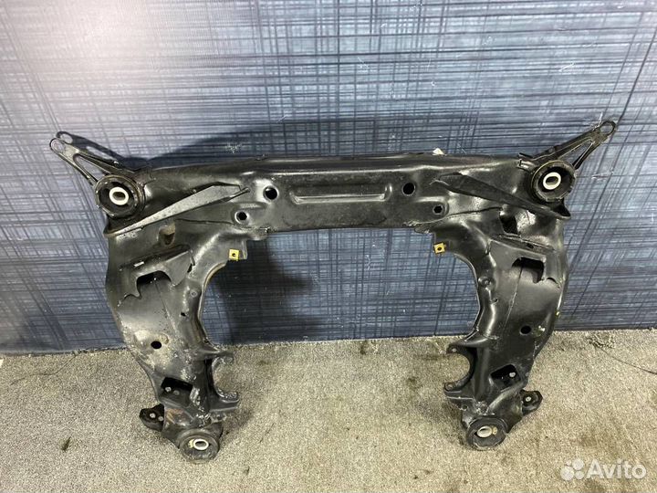 Подрамник передний Audi A6 C5 ASN 2002