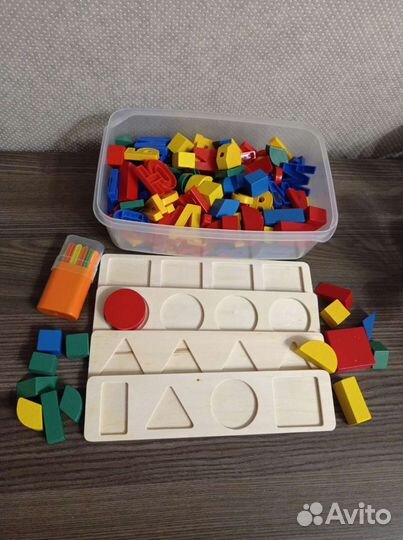 Развивающие пособия