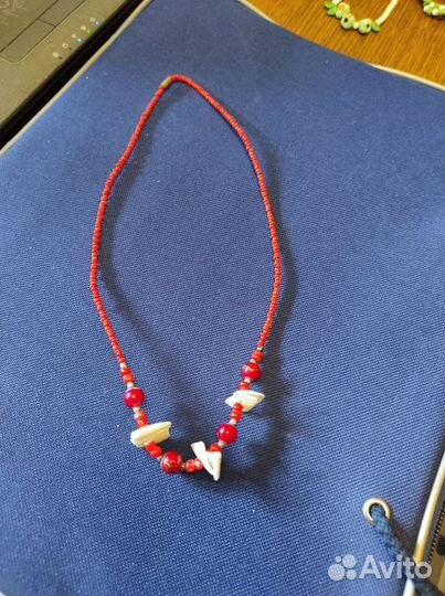 Украшения на шею, гарнитуры