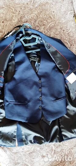 Пиджак с жилетом 146-152