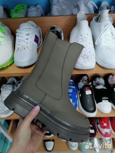 Ботинки новые. Осень